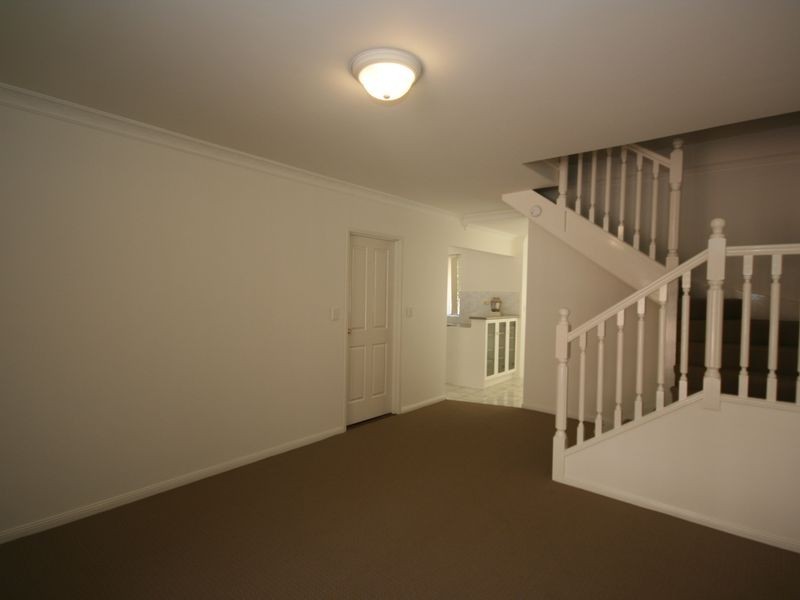 3/29 Halstead St., Coorparoo QLD 4151