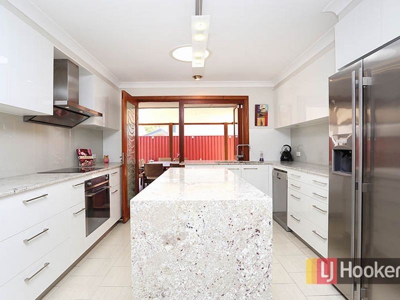 34 Breadalbane Street, Carindale QLD 4152