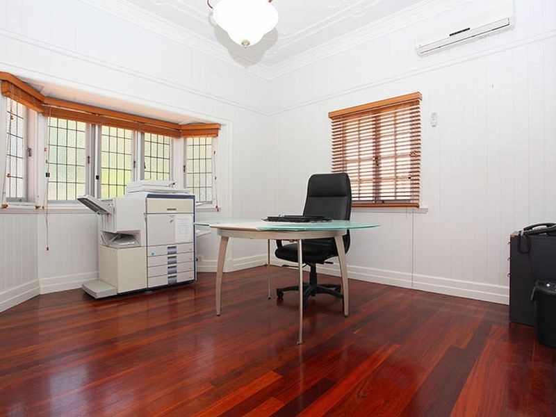 505 Old Cleveland Road, Camp Hill QLD 4152