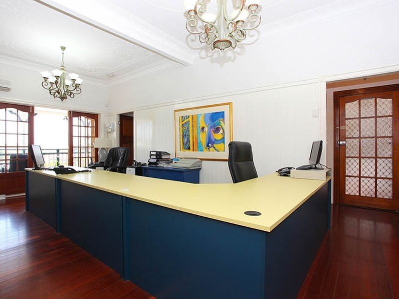 505 Old Cleveland Road, Camp Hill QLD 4152