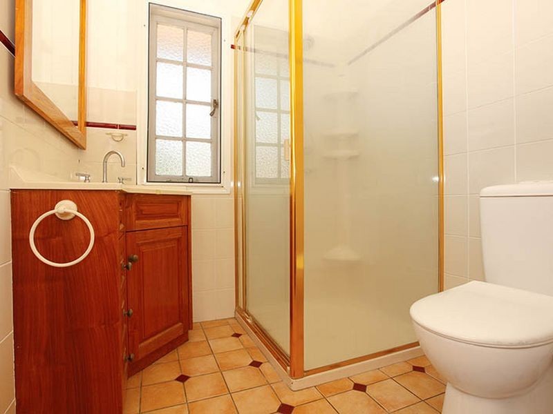 505 Old Cleveland Road, Camp Hill QLD 4152