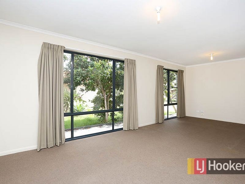 14 Holland Pl., Carindale QLD 4152