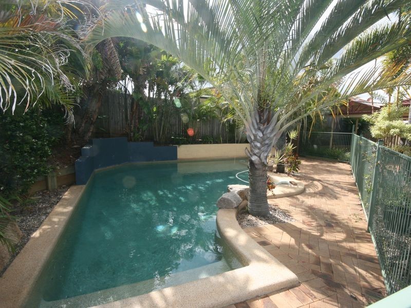 7 Alderbury Pl, Carindale QLD 4152