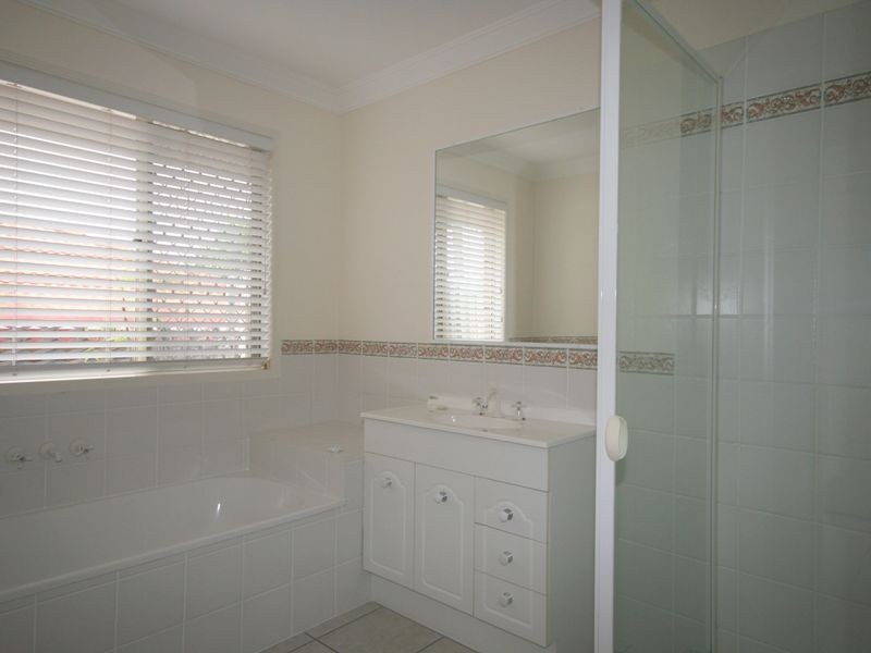 7 Alderbury Pl, Carindale QLD 4152