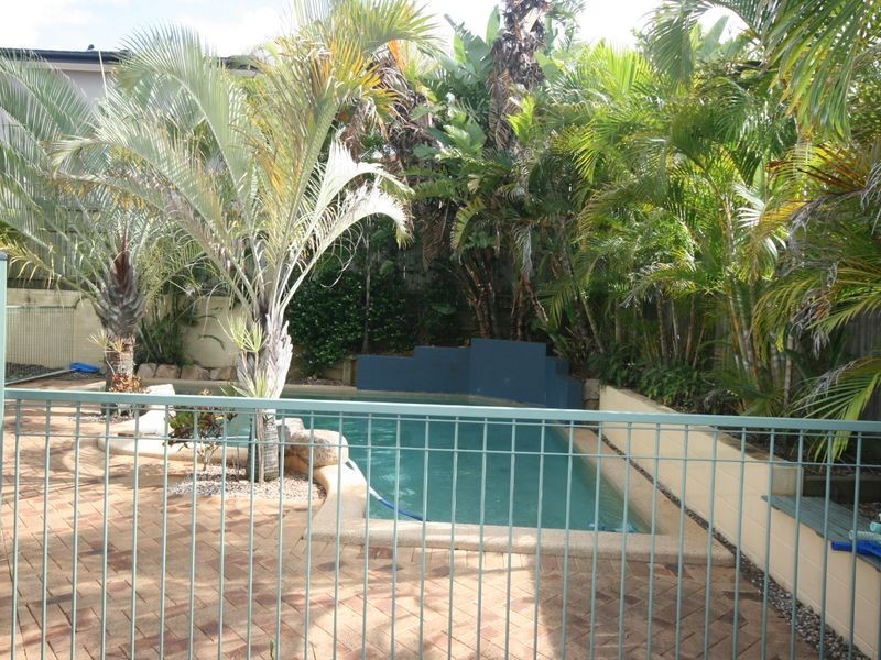 7 Alderbury Pl, Carindale QLD 4152