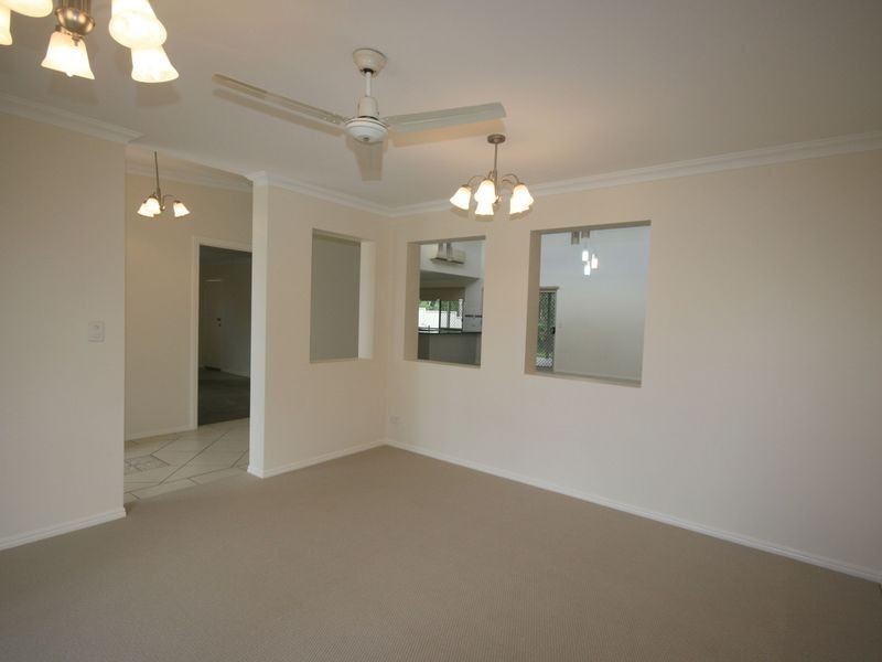 22 Melaleuca Pl., Carindale QLD 4152