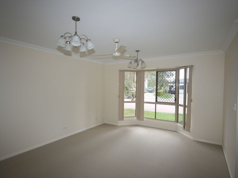 22 Melaleuca Pl., Carindale QLD 4152