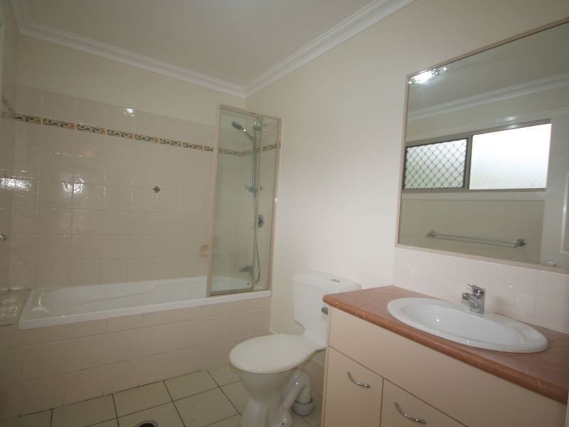 22 Melaleuca Pl., Carindale QLD 4152