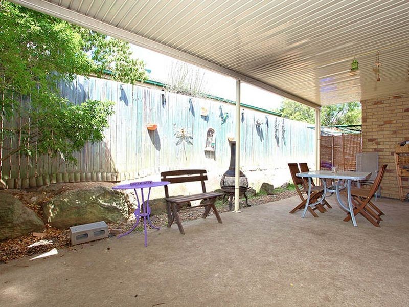 64 Coventry Circuit, Carindale QLD 4152