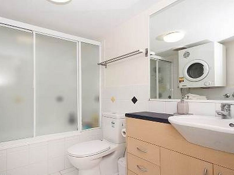 12/13 Vectis Street, Norman Park QLD 4170