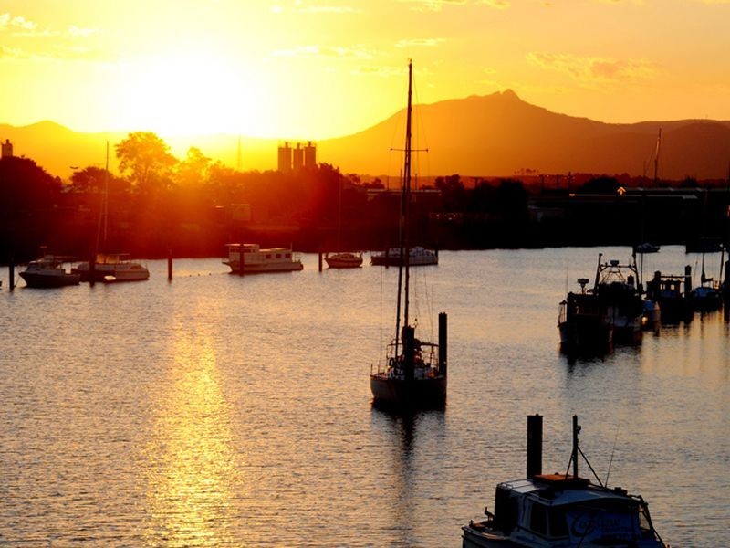 3 (Lot 77) Shearwater Drive, Glen Eden QLD 4680