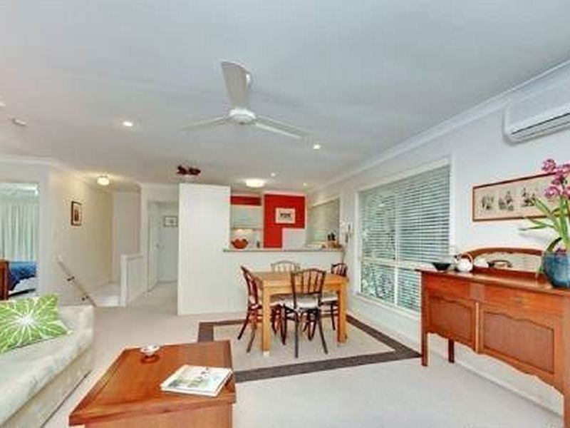 2/344 Pine Mountain Rd., Carina Heights QLD 4152