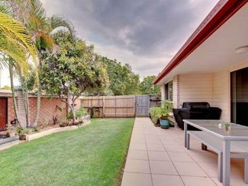 2/344 Pine Mountain Rd., Carina Heights QLD 4152