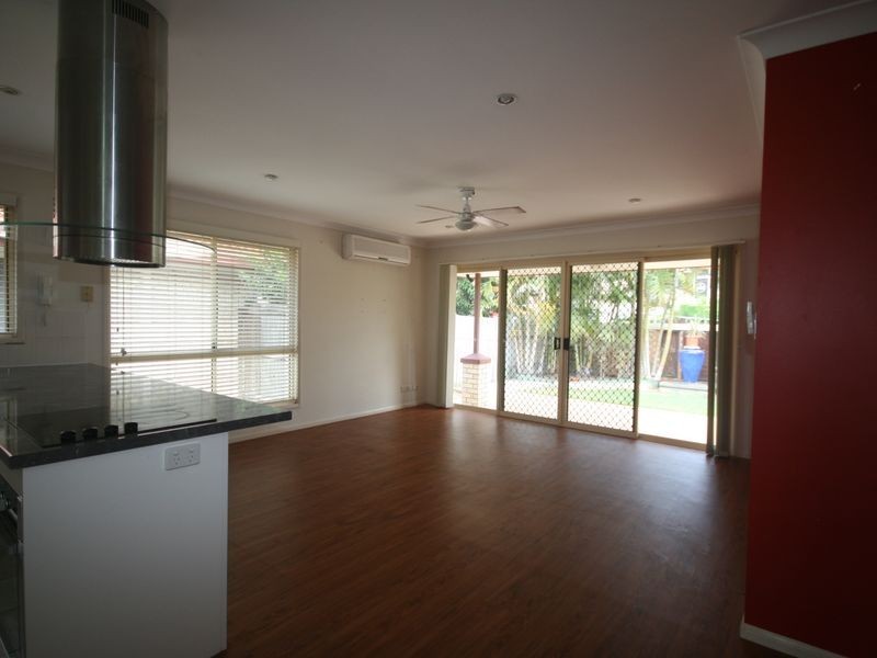 2/344 Pine Mountain Rd., Carina Heights QLD 4152