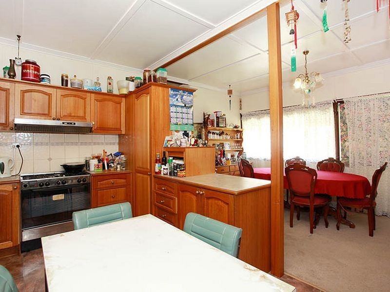 144 Morehead Avenue, Norman Park QLD 4170