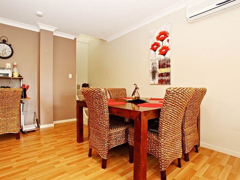 4/32 Cambridge Street, Carina Heights QLD 4152