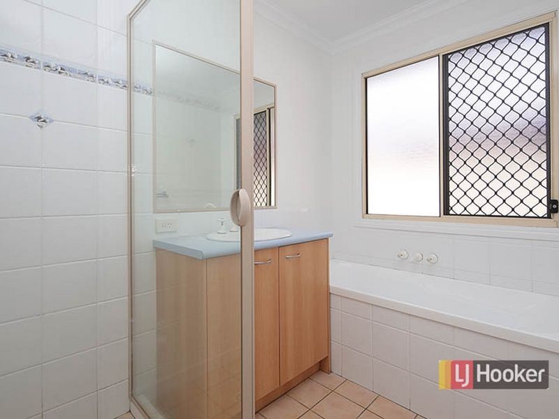 20 Melaleuca Pl., Carindale QLD 4152