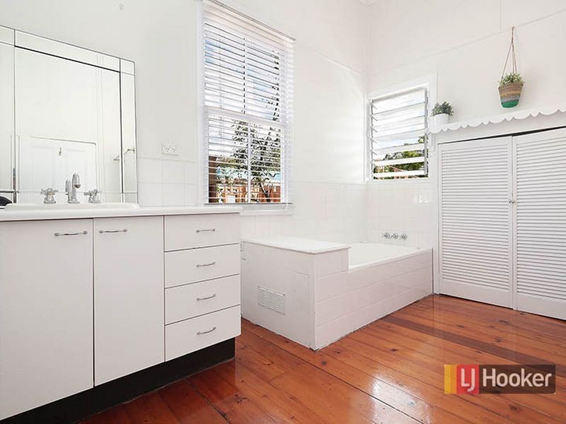 100 Ashgrove Avenue, Ashgrove QLD 4060