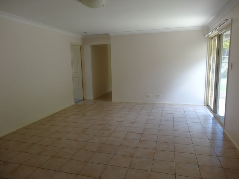 63 Berkley Place, Carindale QLD 4152