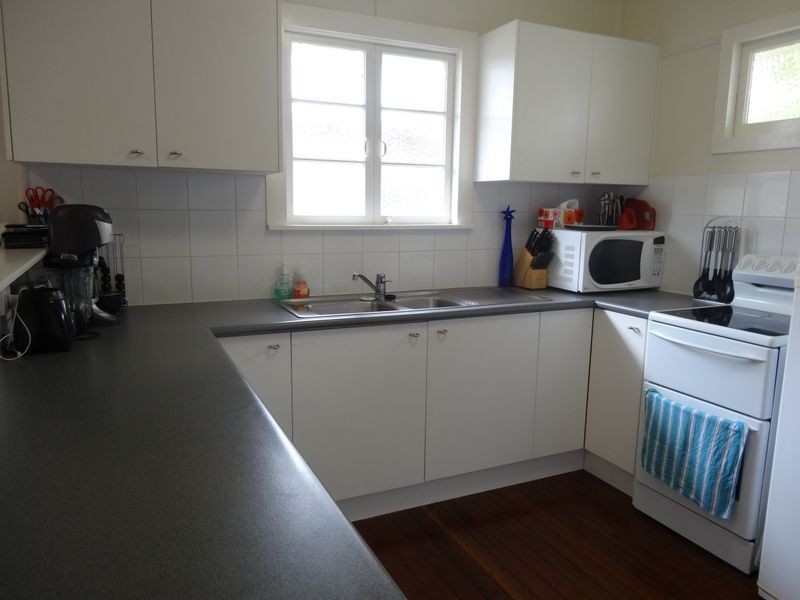 25 Greens Road, Coorparoo QLD 4151