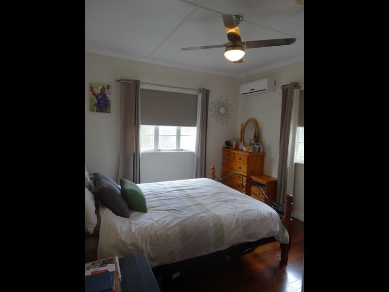 25 Greens Road, Coorparoo QLD 4151