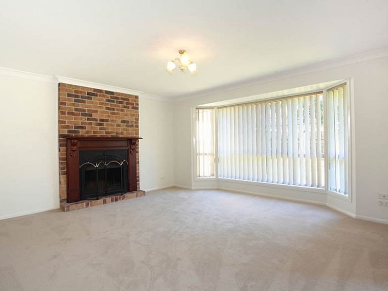 3 Linwood Street, Carindale QLD 4152