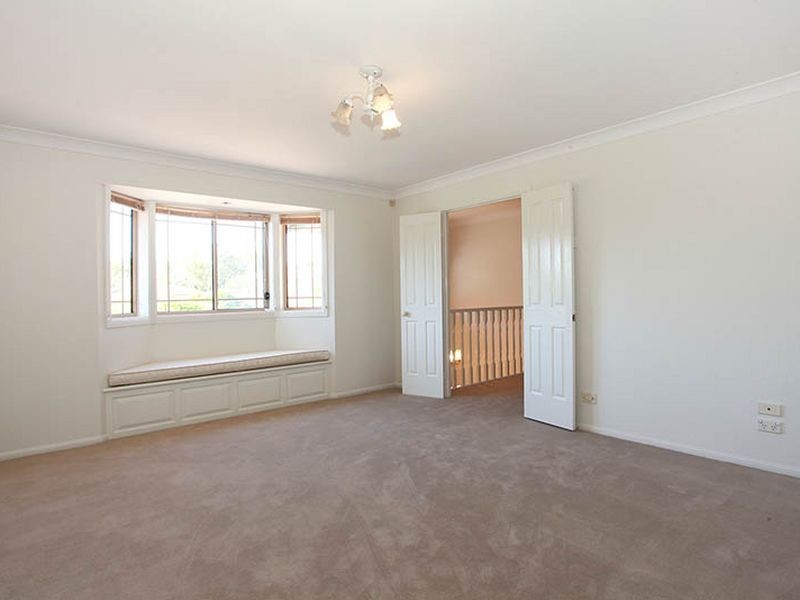 3 Linwood Street, Carindale QLD 4152