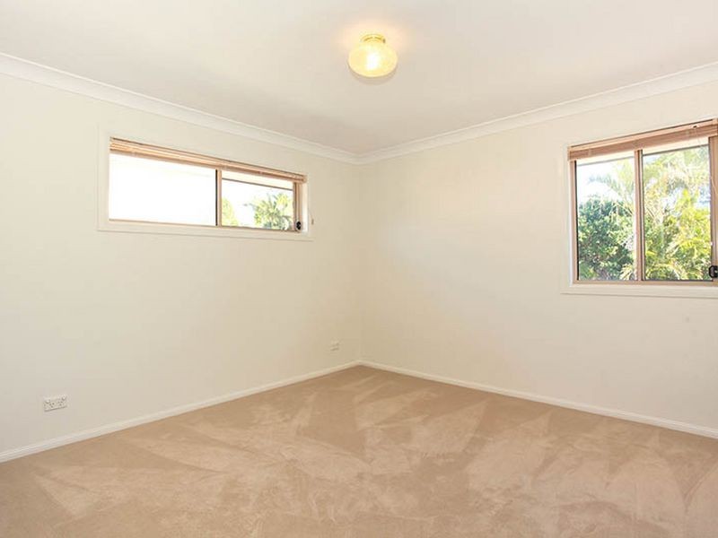 3 Linwood Street, Carindale QLD 4152