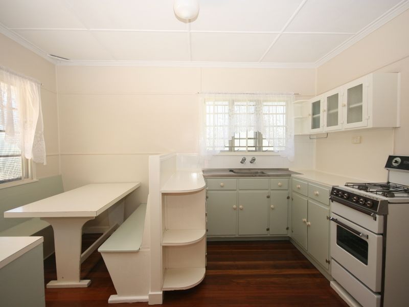 17 Risley Street, Carina QLD 4152