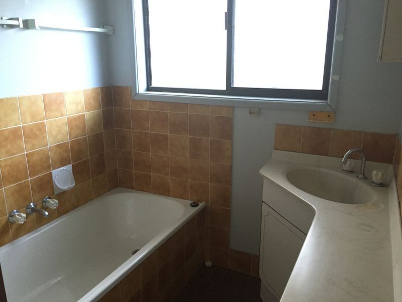 51 Bedivere Street, Carindale QLD 4152