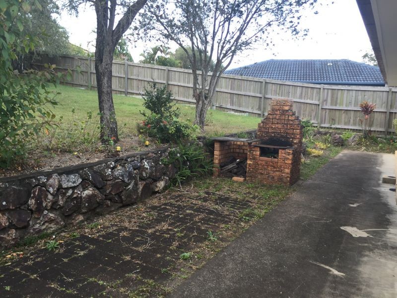 51 Bedivere Street, Carindale QLD 4152