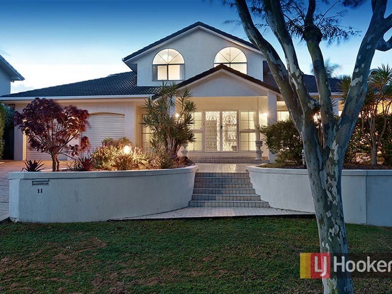 11 Talaroo Street, Carindale QLD 4152