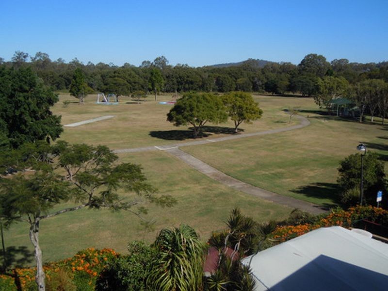 11 Merion Place, Carindale QLD 4152