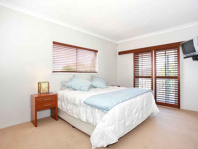 48 Madison Place, Carina QLD 4152