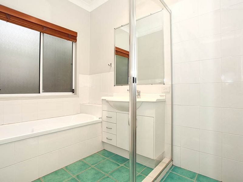 48 Madison Place, Carina QLD 4152