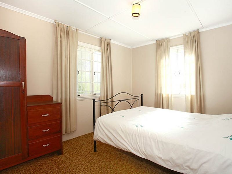 14 Lunga Street, Carina QLD 4152