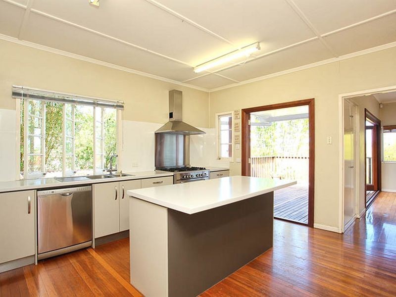 42 Summerville Street, Carina Heights QLD 4152