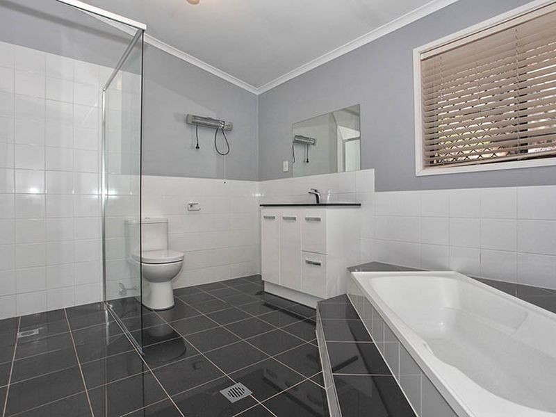 234 Gallipoli Road, Carina Heights QLD 4152