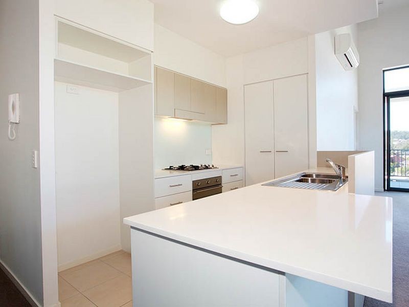 3506/16 Surbiton Court, Carindale QLD 4152