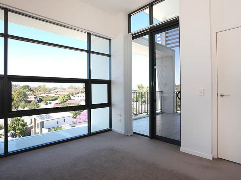 3506/16 Surbiton Court, Carindale QLD 4152