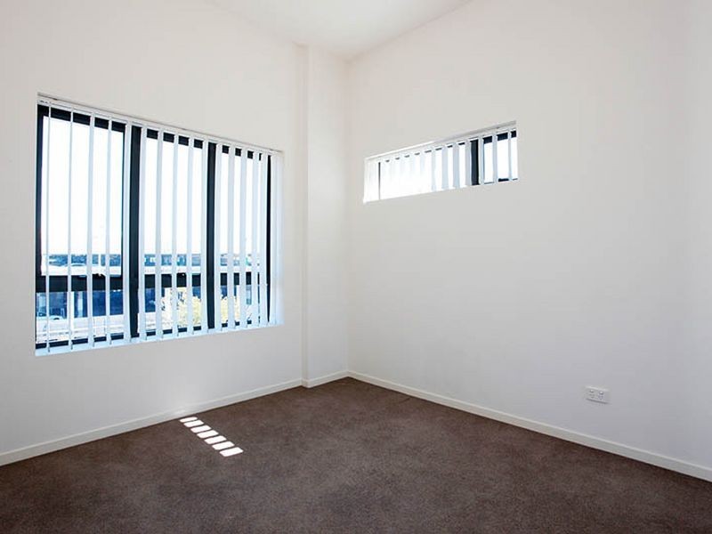 3506/16 Surbiton Court, Carindale QLD 4152