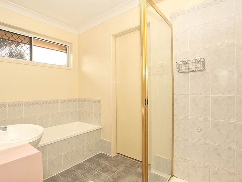 25 Cloverbrook Place, Carina QLD 4152