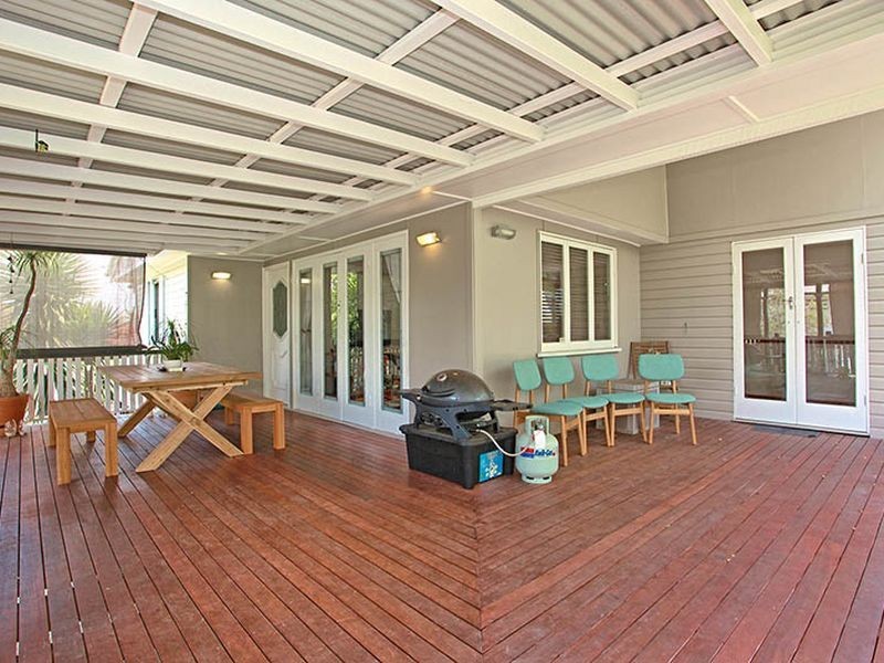 62 Bernecker Street, Carina QLD 4152