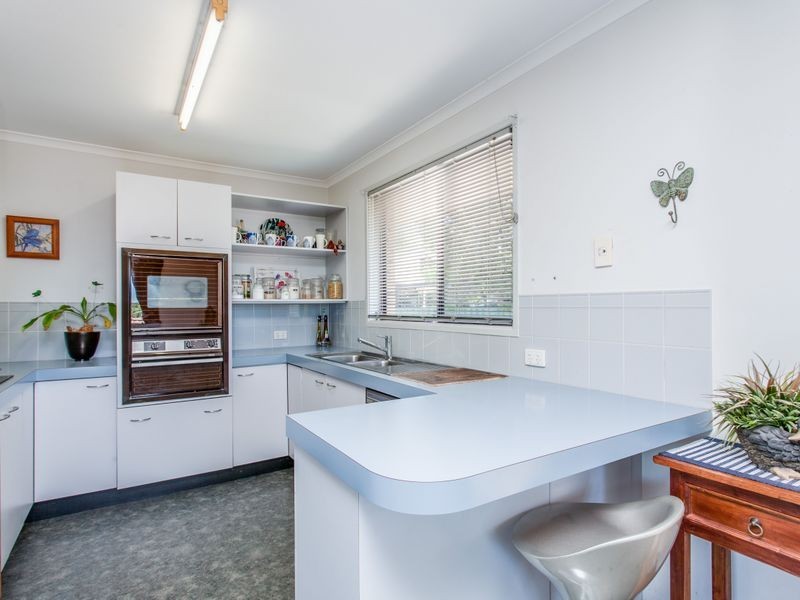 48 Foxmont Drive, Carina QLD 4152