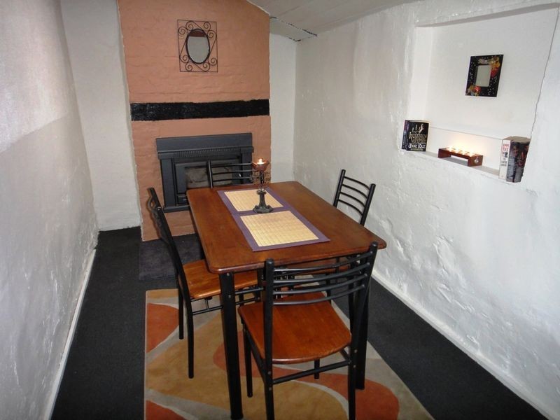 6 Helston Street, Burra SA 5417