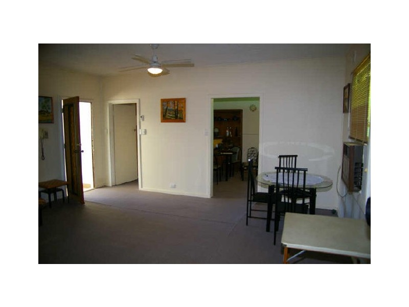 RHYNIE via, Riverton SA 5412