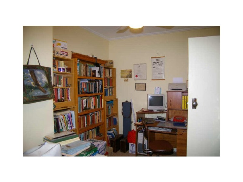 17 Melrose Avenue, Clare SA 5453