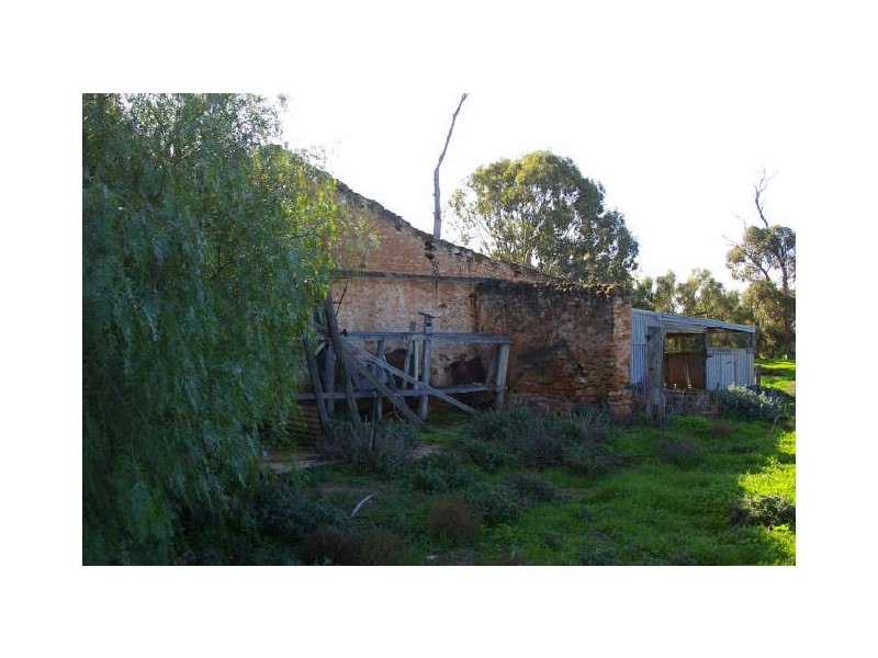 1 Keith Johnson Road, Koolunga SA 5464