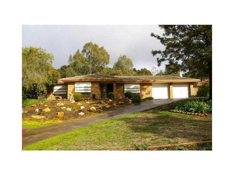 41 Burton Street, Clare SA 5453