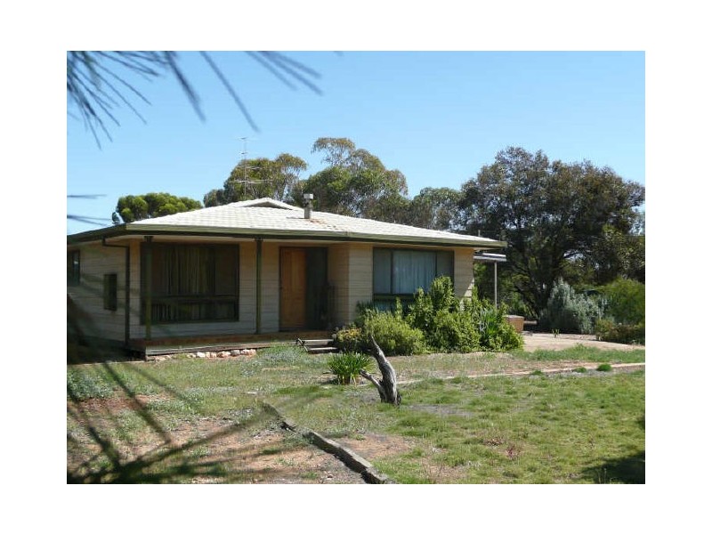 752 Government Road, Blyth SA 5462